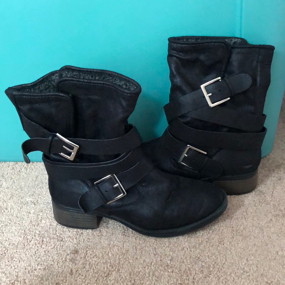 Boots - Picture 2 of 2